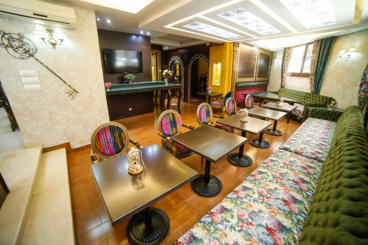 Hotel Queens 3*